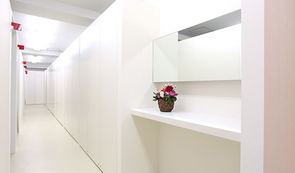 銀座カラー 新宿西口店の口コミ 行き方 価格表 東京都新宿区の脱毛サロン店舗情報